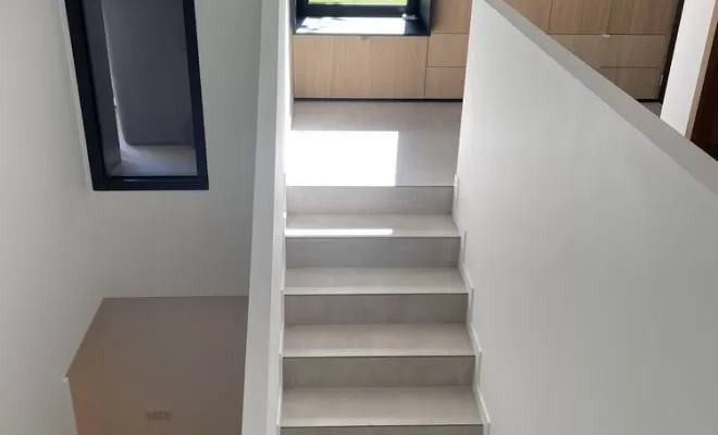 Escalier en carrelage, Saint-Genest-Lerpt, P.S CARRELAGE