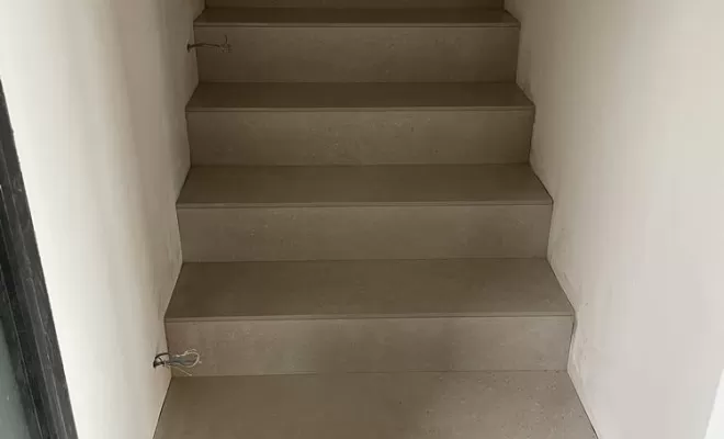 Escalier en carrelage, Saint-Genest-Lerpt, P.S CARRELAGE